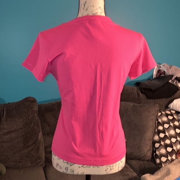 🎉4 for $20 Adidas V-neck Short Sleeve Tee, Medium - Picture 4 of 5